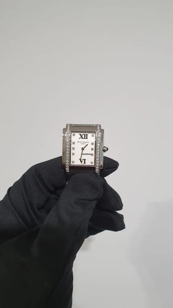 Patek Philippe Twenty~4 4910/10